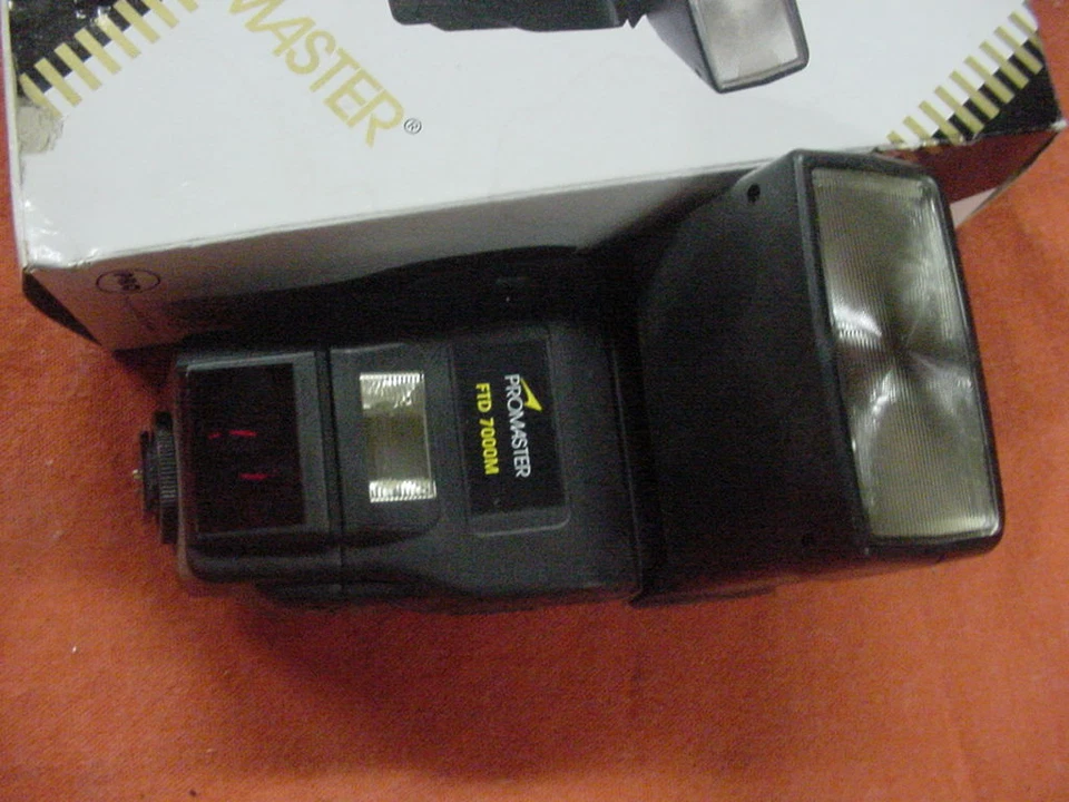 Promaster FTD 7000M Electronic Flash for Canon 4237 Free Shipping! - Image 2 of 3