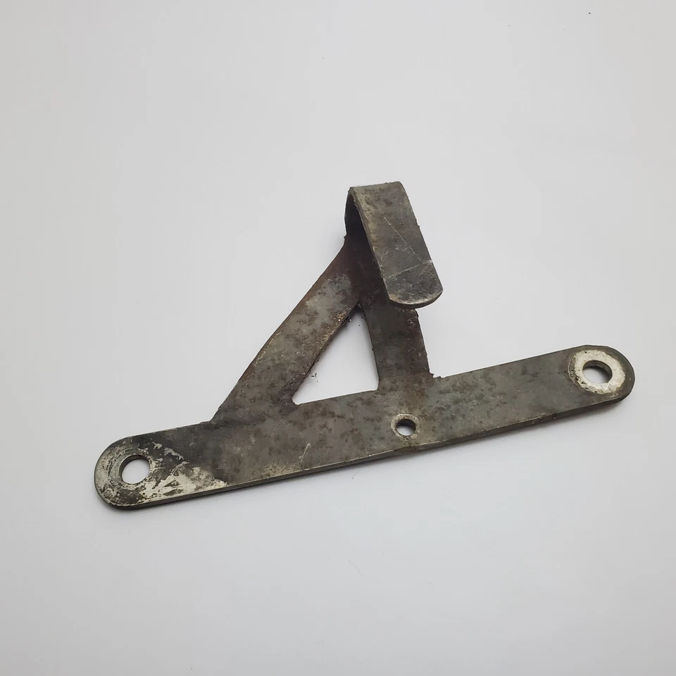 1972 Rickman Zundapp 125 Chain Guard Guide Spitter - Image 3 of 4