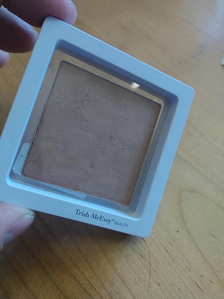 Trish McEvoy Bronzer Refill - Medium Matte 0.25 oz (7g) Brand New In Box - Image 3 of 4