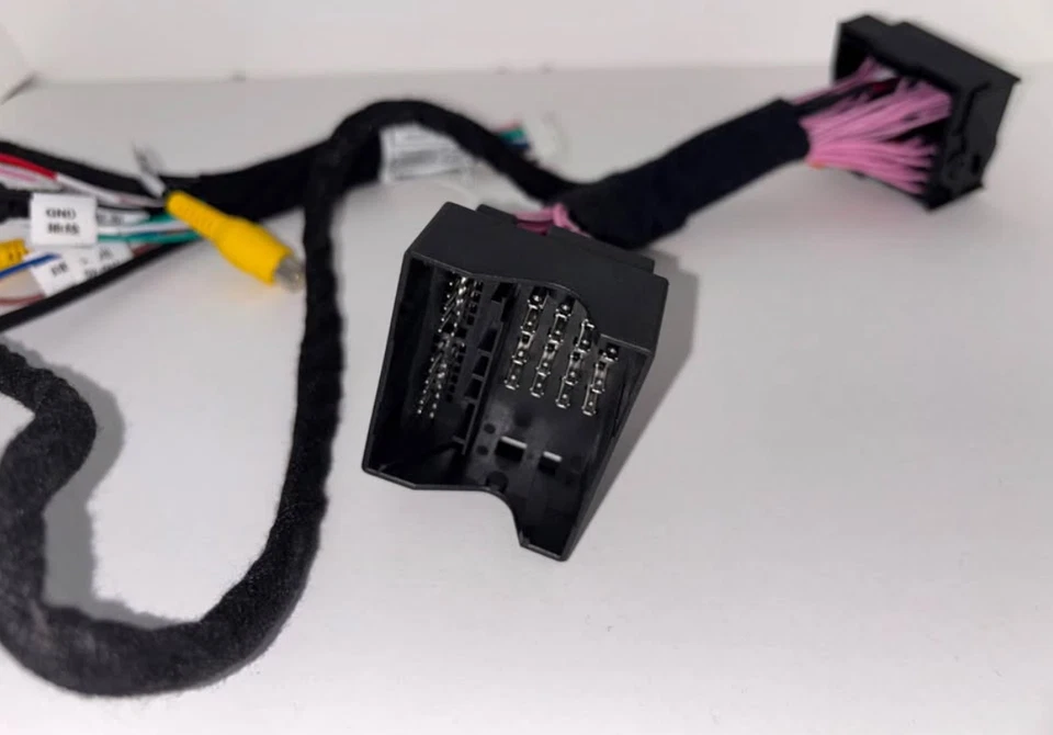 Kit Wireless CarPlay & Android Auto per BMW X1 E84 2009‑2015 – Plug & Play - Immagine 3 di 4