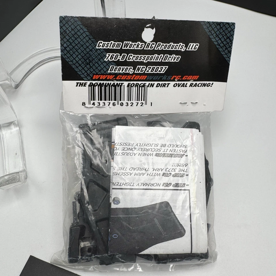 Custom Works Adjustable Rear Arm Kit Associated 2WD SC10 CSW3272 Brand New - Image 4 of 4