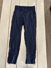 Lululemon Dance Studio Crop Unlined 25" True Navy Swift Womens Size 2 Excellent