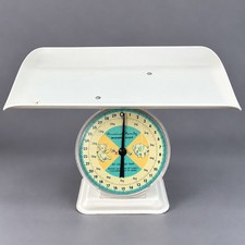 Vintage American Family Nursery Baby Scale 30 Lb Teddy Bear Elephant Metal Tray