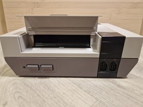 Nintendo Entertainment System NES Version Console Control Deck Boxed - VGC