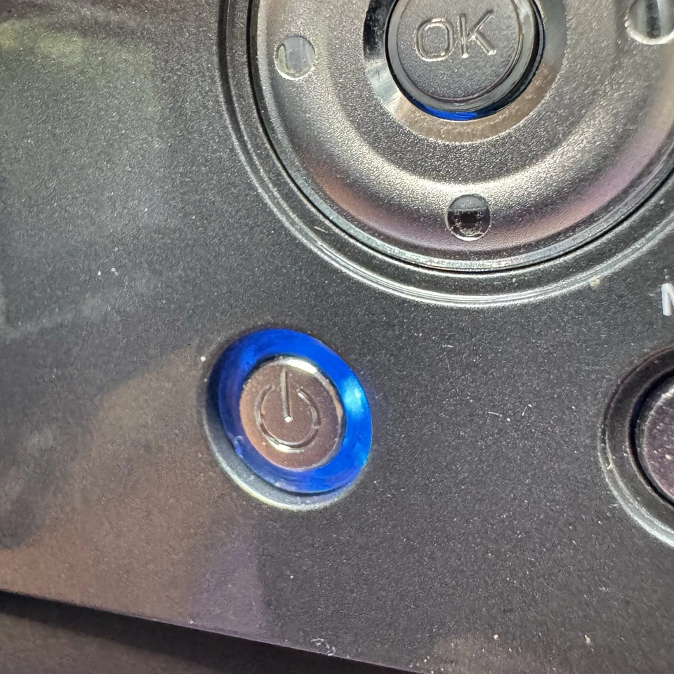 Vintage Mustek DV526L Digital Video Camera MultiFunctional Camera Camcorder Etc - Image 3 of 4