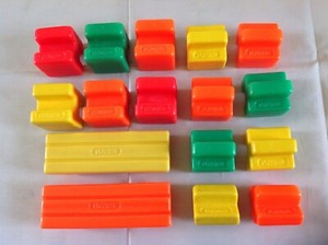 interlocking plastic blocks