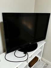 Televisor 37 Pulgadas LCD Panorámico. Incluye mando. Usado pero en buen estado.