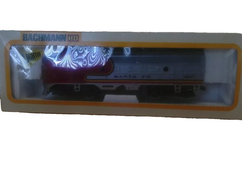 Kit De Peinture Jauge OO - Porter, Chariot Et Bagages P&D Marsh PW105 - Métal Blanc Non Peint