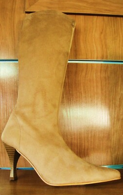 Botas de ante elástico en beige tallas desde el 35 al 40 para mujer P. Español