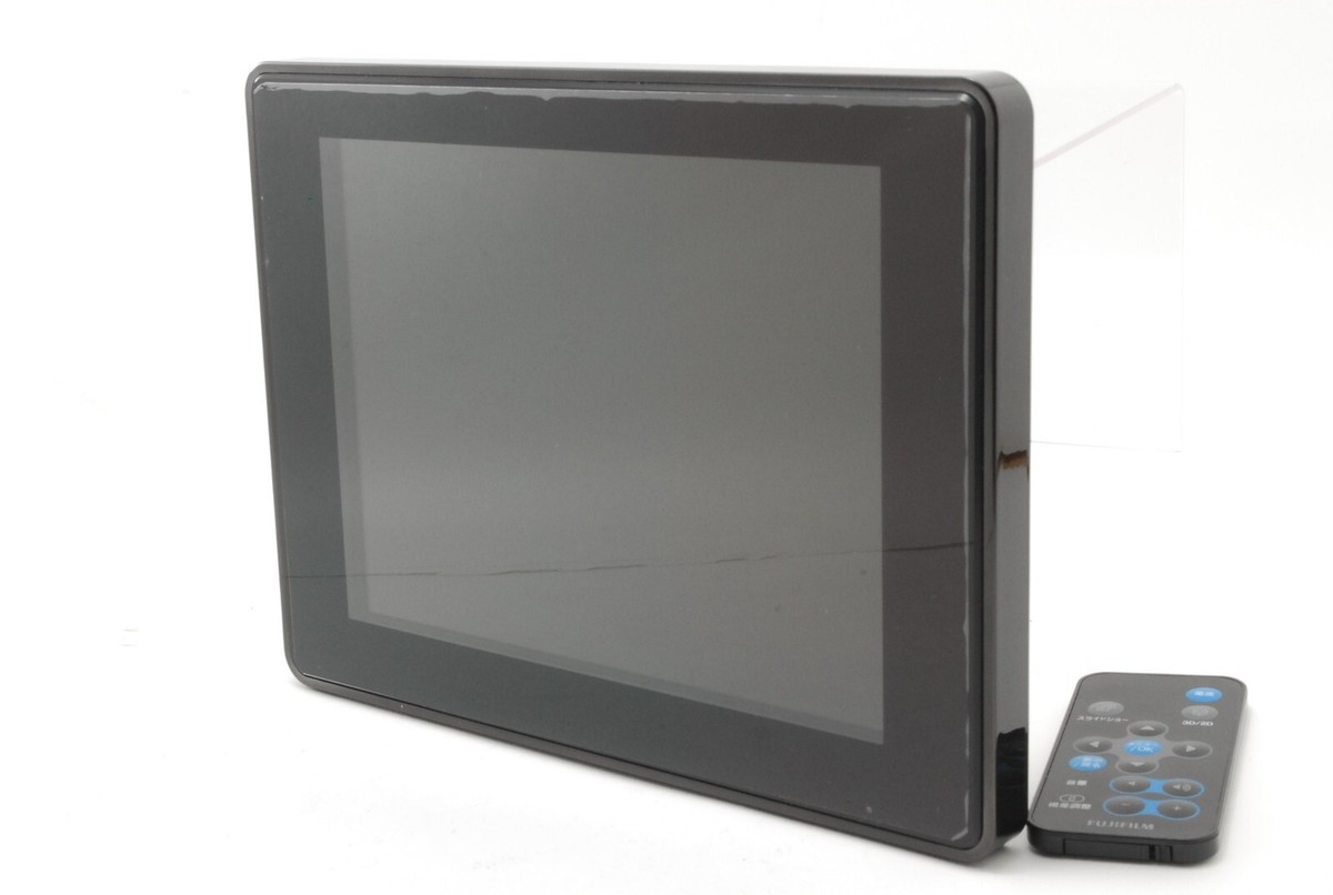 Fujifilm Fine Pix REAL 3D V1 Digital Camera Viewer | Black | 3D