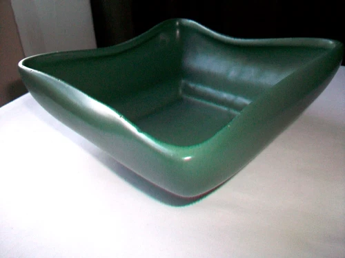 VINTAGE MCCOY POTTERY FOOTED SQUARE BOWL 6"  MATTE GREEN GLAZE