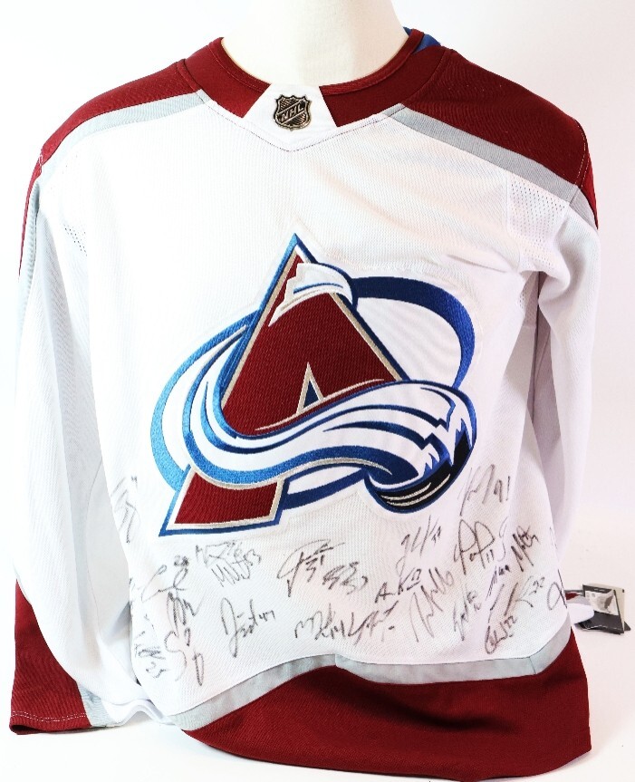 2018-19 Colorado Avalanche Team Signed Jersey (see below for names