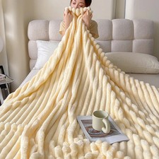 Warme gestreifte Kuscheldecke Korallenfleece Bett Sofadecke Wintersaison