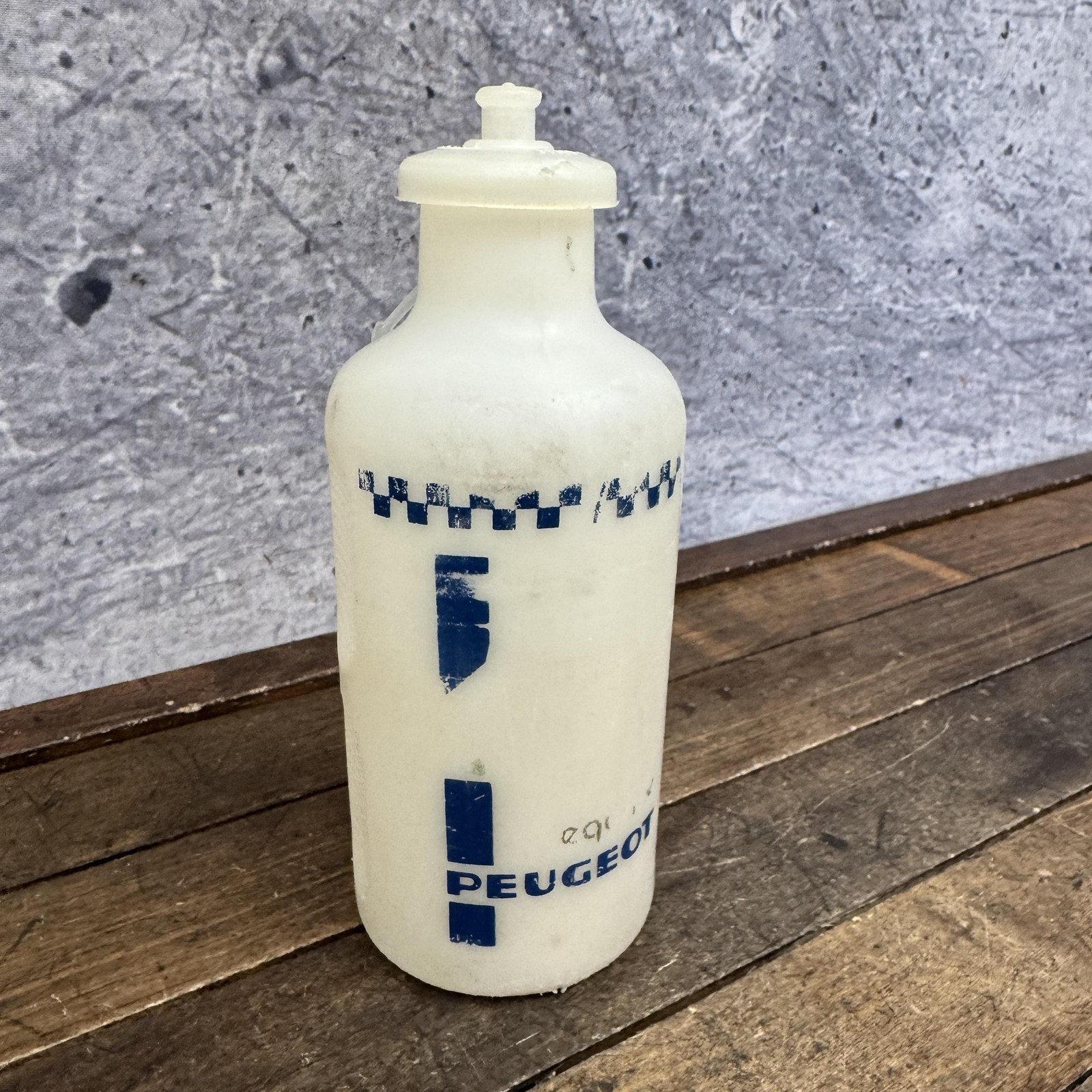 Reg Atox Italy White 28oz 65g Cycling Parts