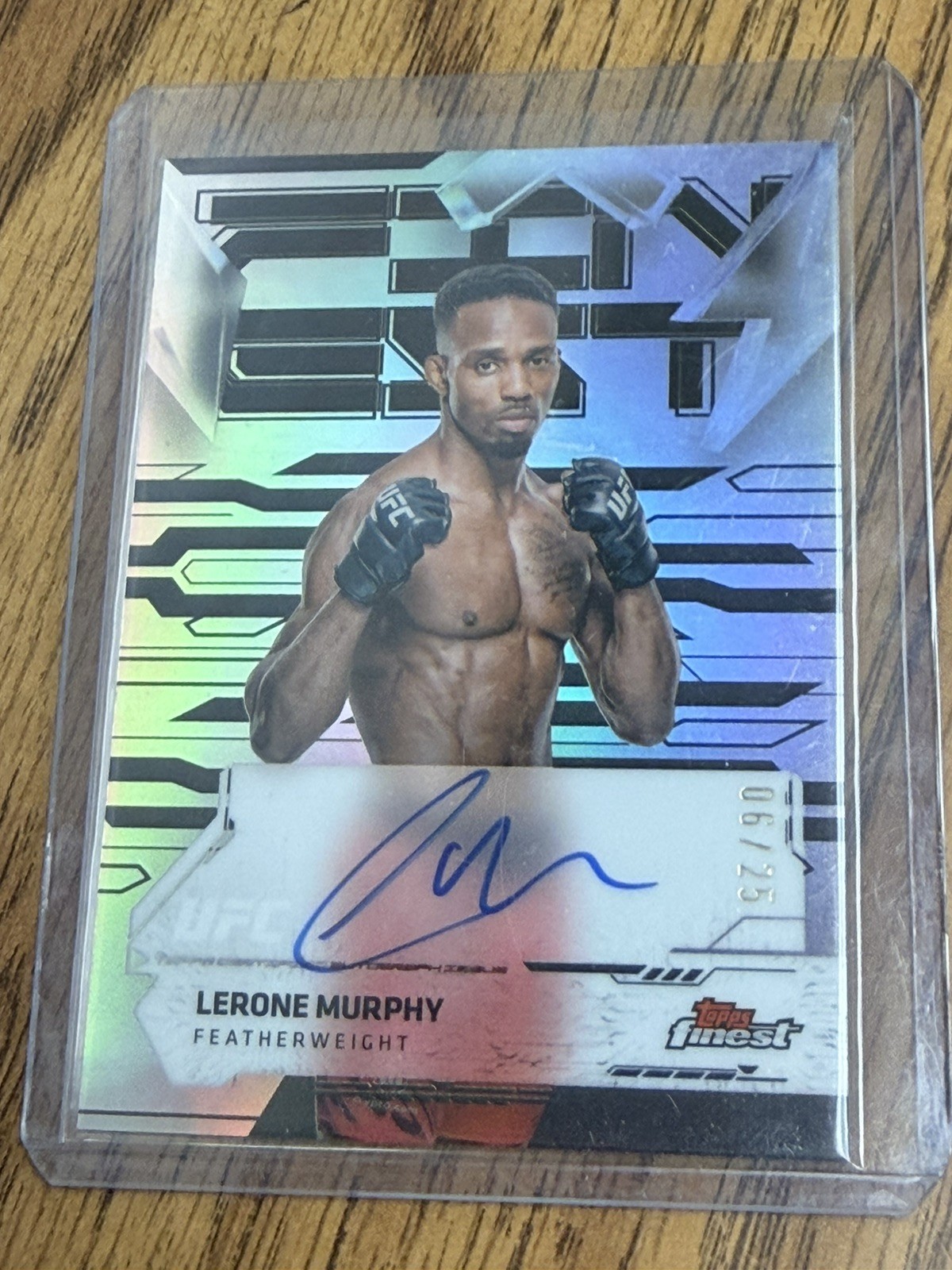 2025 Topps Finest UFC - Autographs Lerone Murphy #FA-LM Black Refractor /25 