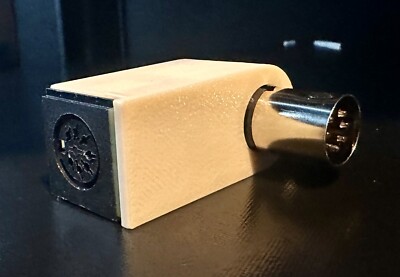 Neu rechtwinkliger C64 Commodore 64 Netzteil Überspannungsschutz Sparer