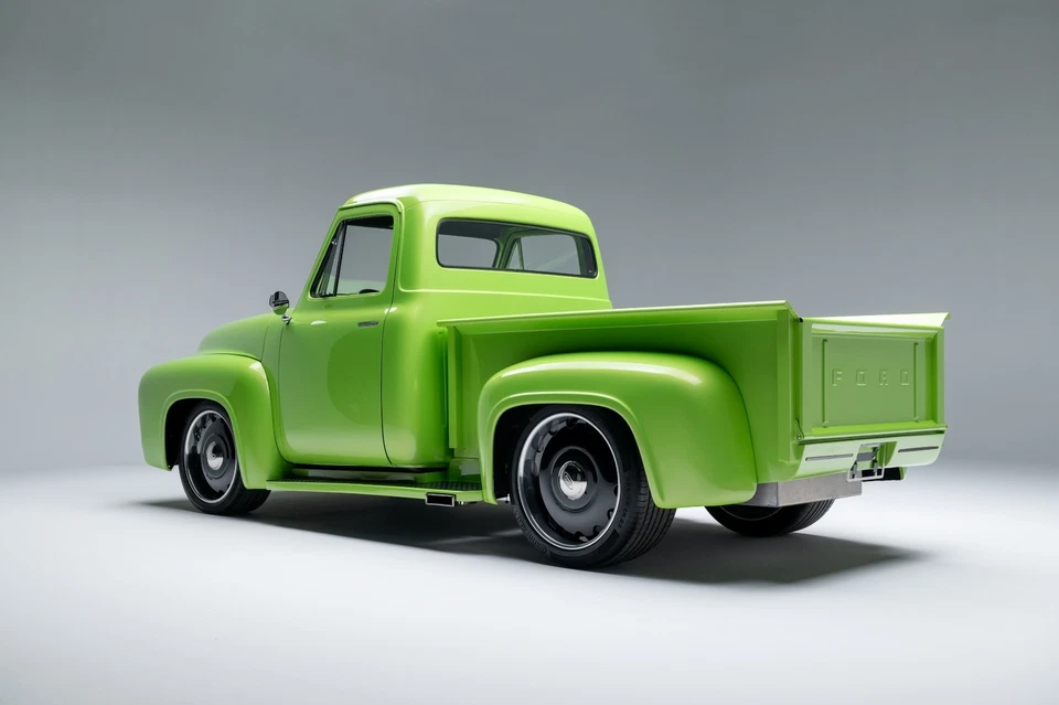 1955 Ford F-100 Pickup Restomod! Gen 2 Coyote! INCREDIBLE Build! F - Image 3 of 4