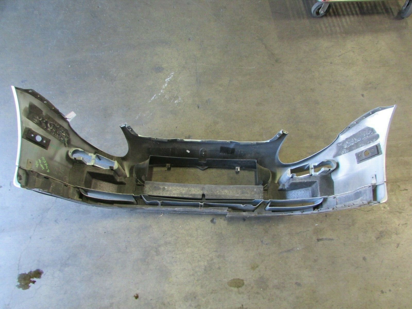 Maserati Coupe/Spyder Front Bumper Non Headlamp Washer Style, Used P/N 980138242