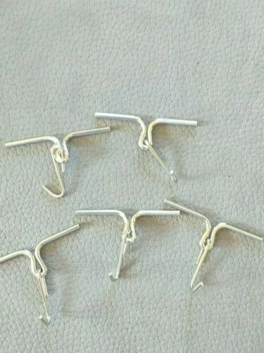 Clinique de poupées en porcelaine