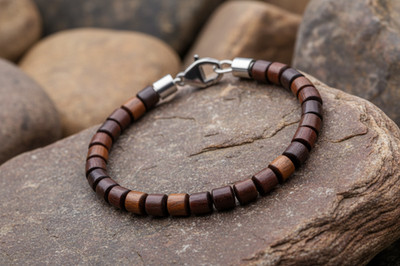 Fred Bennett Edelstahl Armband mit Naturholzperlen 22 cm B5460