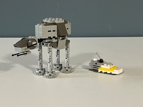 LEGO Star Wars AT-AT 4489 - 100% Complete with/ Y-Wing Section!
