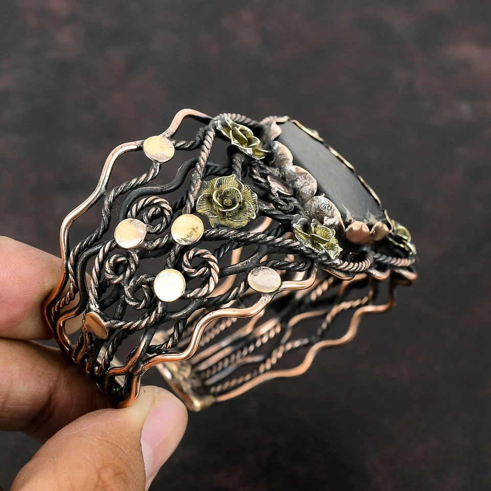 Brazalete de madre flor envuelto en alambre de piedra de jaspe sedimento del mar negro joyería cobre Foto 4 de 4