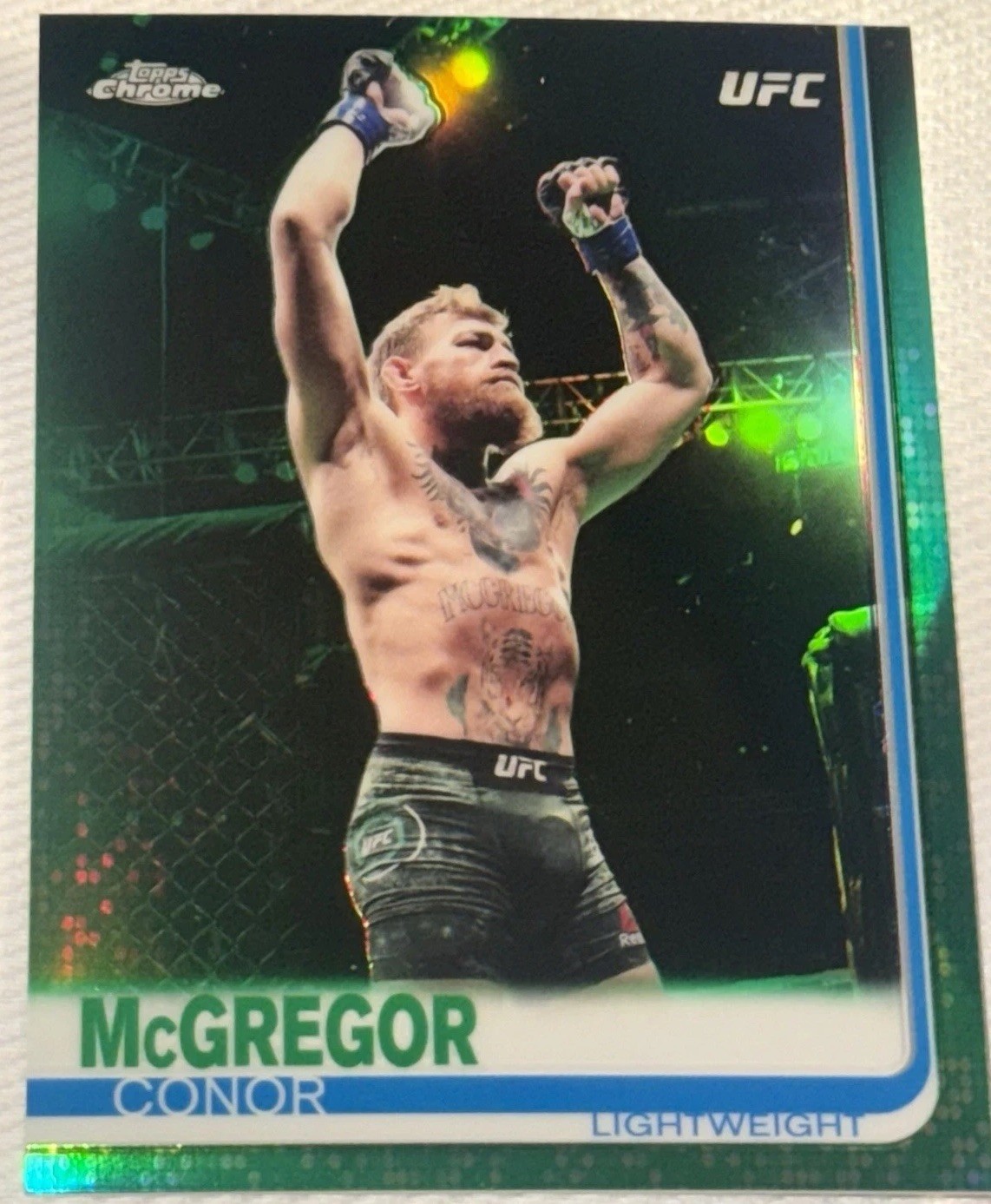 2019 Topps UFC Chrome Conor Mcgregor Green Refractor /99 COLLECT UFC CARD - HOLO