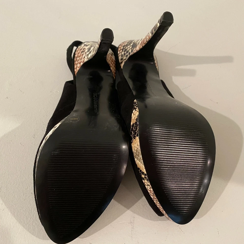 Tacón BCBGeneration negro estampado peep toe talla 9,5 Foto 4 de 4