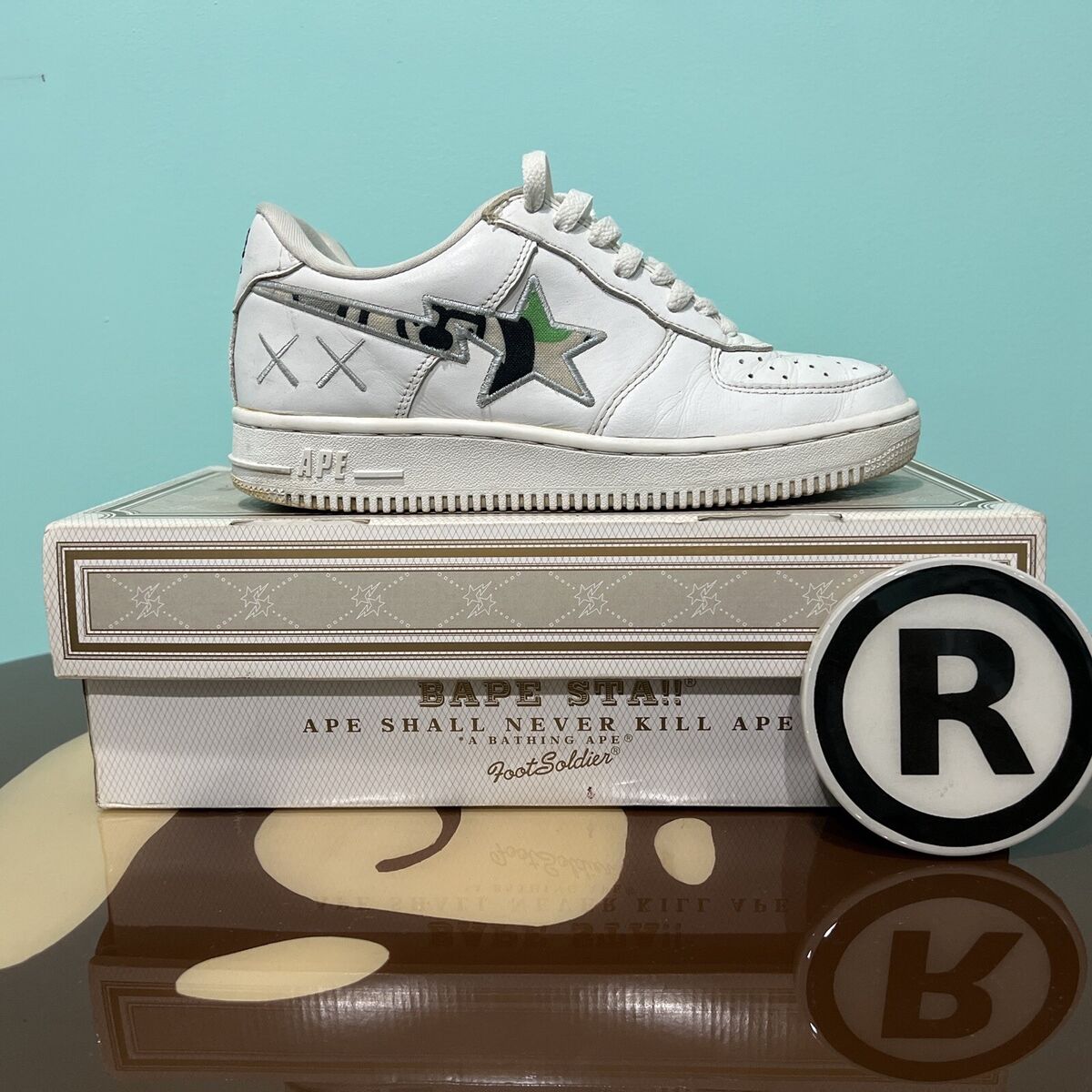 Size 8 - A Bathing Ape Kaws x Bapesta FS-001 Animal Kingdom Size 8 - A Bathing Ape Kaws x Bapesta FS-001 Animal Kingdom