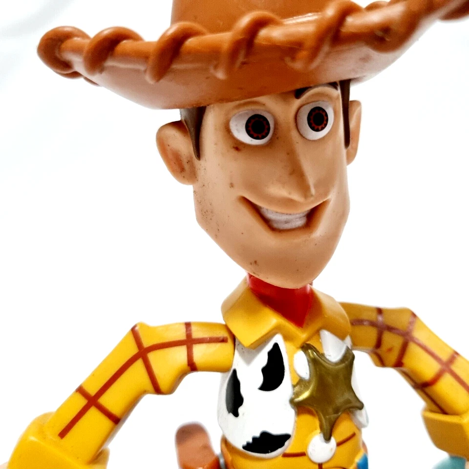 Boneco de ação Woody Toy Story lanterna chapéu xerife cowboy 8" Disney 2012 Pixar - Imagem 3 de 4