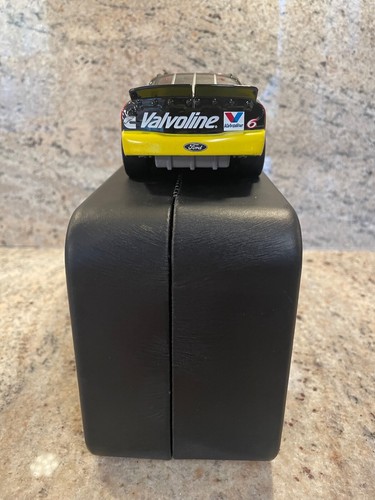 Racing Champions Diecast - Nascar - Mark Martin - Eagle One #6 Limited 1 of 7100 - Picture 3 of 7