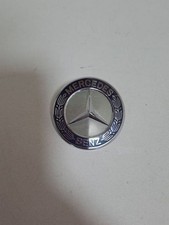 Mercedes-Benz GLA W156 X156 2016 Herstelleremblem 2188170116 SBA2752