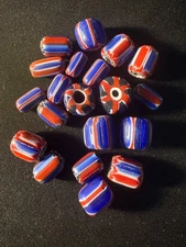 20 beads - Glass Chevron Blue Red striped glass  - 10-12mm (B1371)