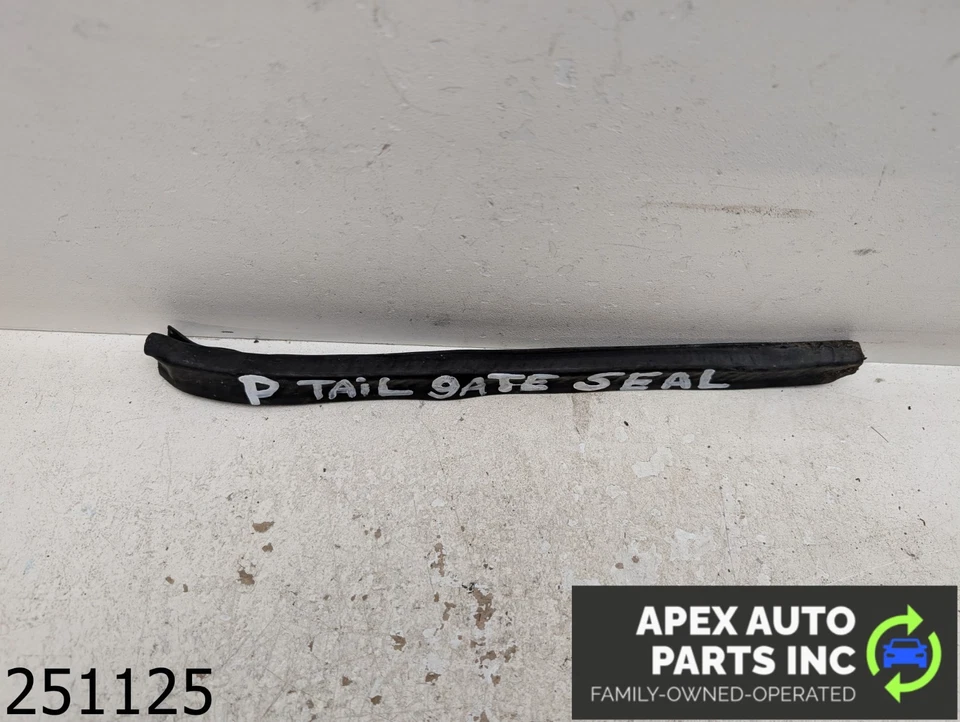 Chevrolet El Camino 1979 fabricante de equipos originales sello de puerta trasera de 3,9 L Foto 4 de 4