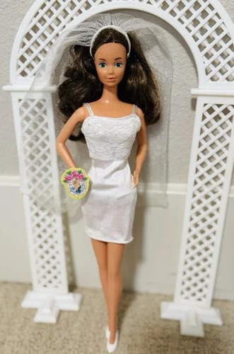 Vintage 1990 Mattel Wedding Day Midge Barbie Doll #9606 DRESS BOUQUET-NO DOLL