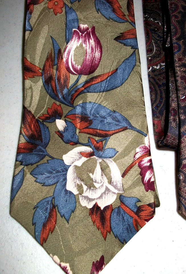 4 PIERRE CARDIN Silk NECKTIES Multi-Color Classic (57-60 in) 3 Paisley 1 Floral - Image 2 of 4