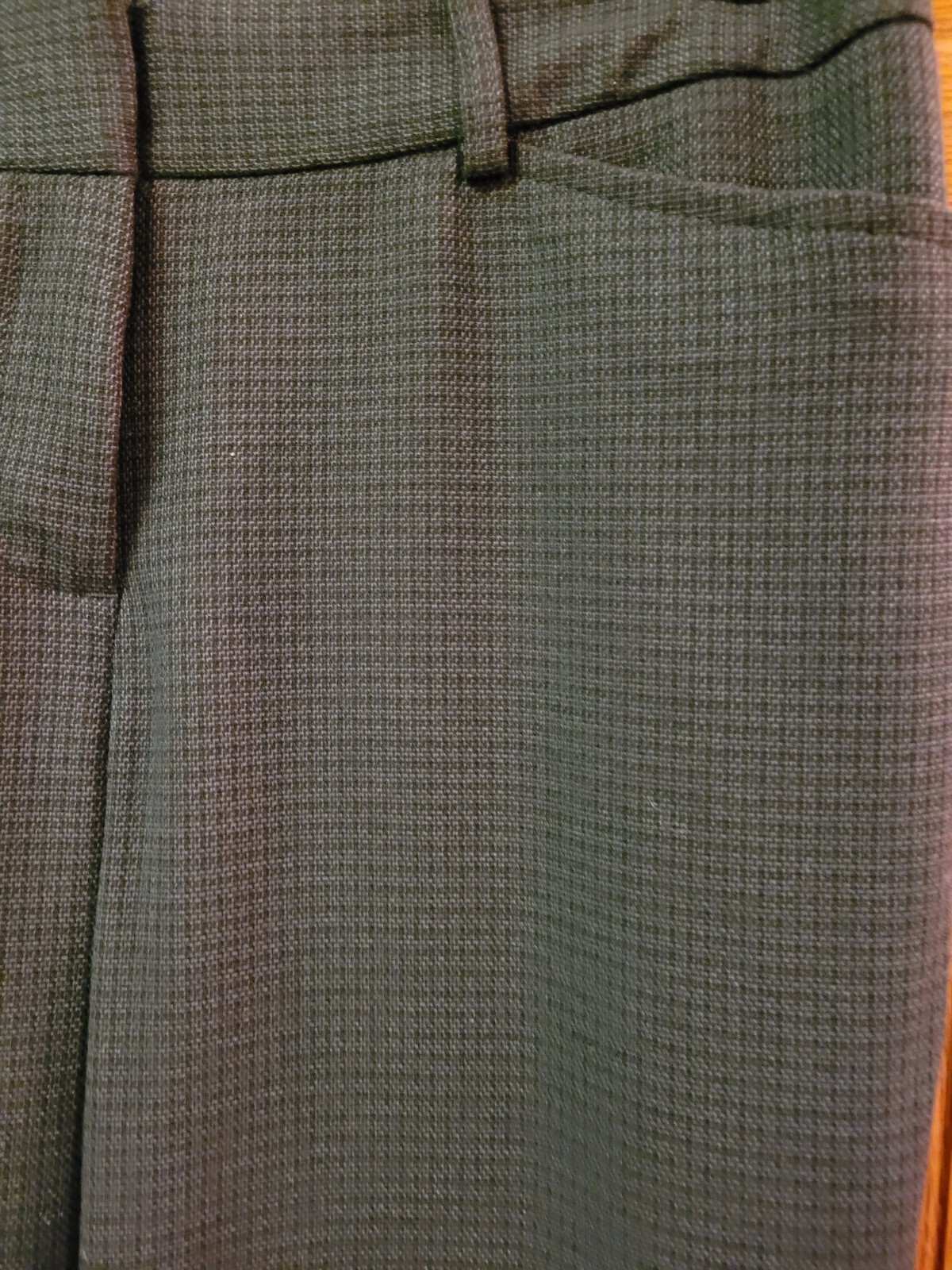 Picture 2 of 6