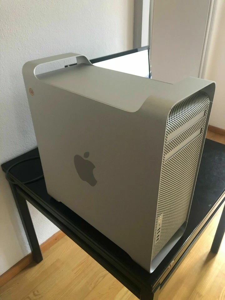Apple Mac Pro 4-Core Intel Xeon 2,8GHz 16GB RAM SSD 120GB HDD 500GB SuperDrive - Bild 2 von 4