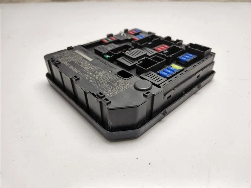 2011 Nissan Rogue Fuse Box Engine QR25DE VIN A 4th Digit OEM 284B6JG03A Foto 3 de 4