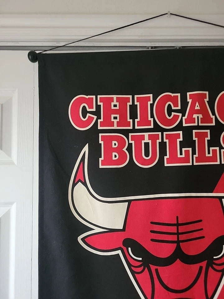 Large Chicago Bull Banner 100% Cotton By Cushion Craft 28"x 42" Made In USA - Image 2 of 4