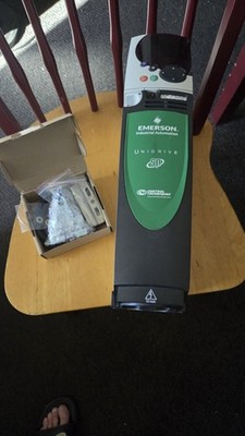 Emerson Unidrive SP1403 Drive, 0-480 V, 6.8 Amp