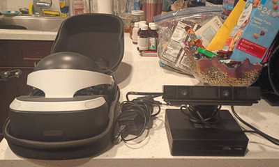 Sony PlayStation VR CUH-ZVR2 Bundle PSVR Headset Camera Processor