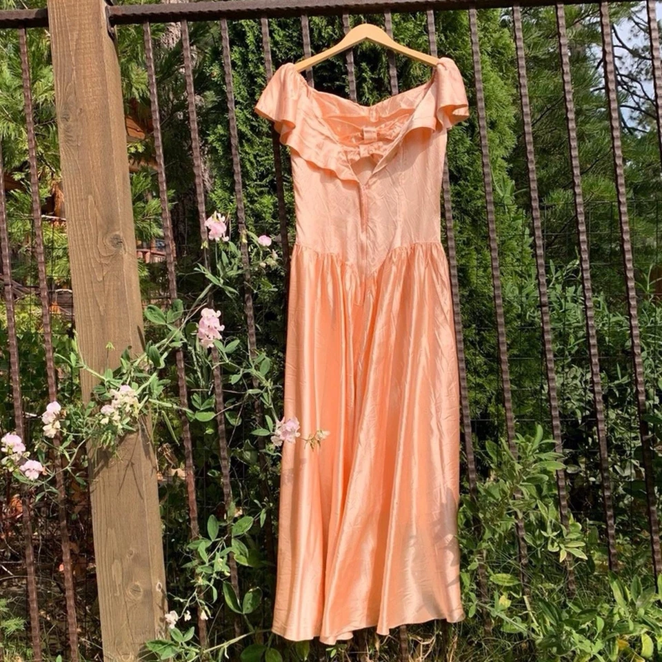 Vestido midi de princesa formal satinado rosa años 80 de colección hecho en Unión en EE. UU. talla 15/16 para mujer Foto 4 de 4