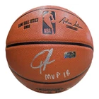GIANNIS ANTETOKOUNMPO AUTOGRAPHED SPALDING BASKETBALL BECKETT BT20719 BUCKS