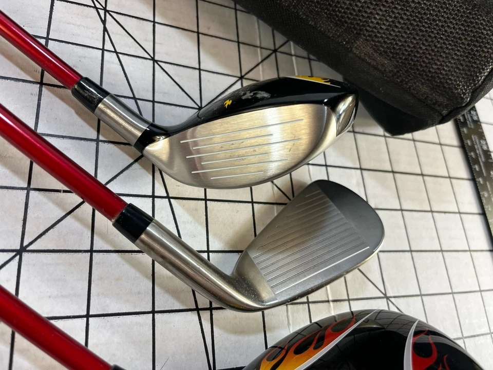 Minty TaylorMade Burner 3 Clubs Junior Set with Bag Youth Golf Left Hand LH - Image 4 of 4