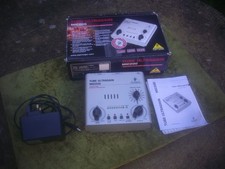 BEHRINGER TUBE ULTRA GAIN MIC 200 VALVOLE MIC PREAMPLIFICATORE - TUBE UNIT-FREE P&P