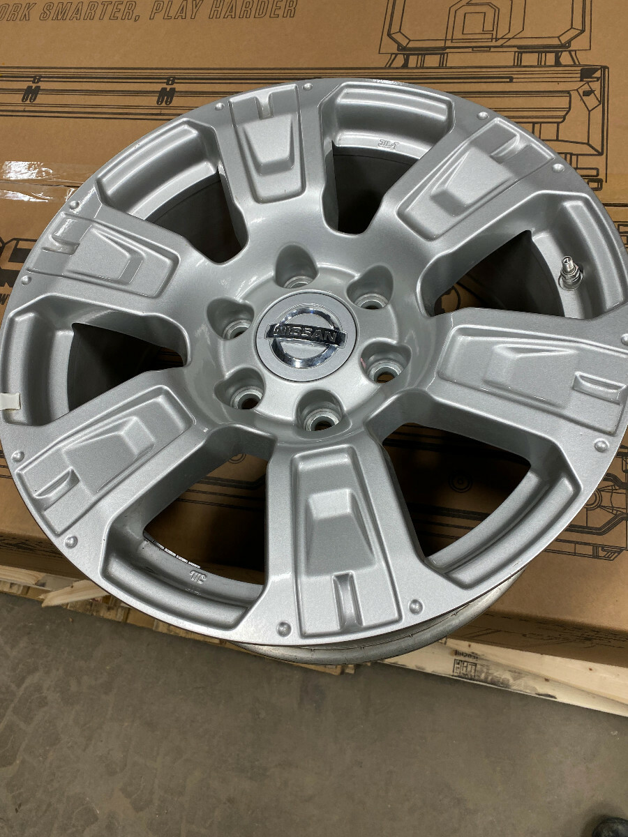 Titan タイタン Titan 7 AK-2 Wheels 17x8.5 -8 Offset 6x139 Machine Black
