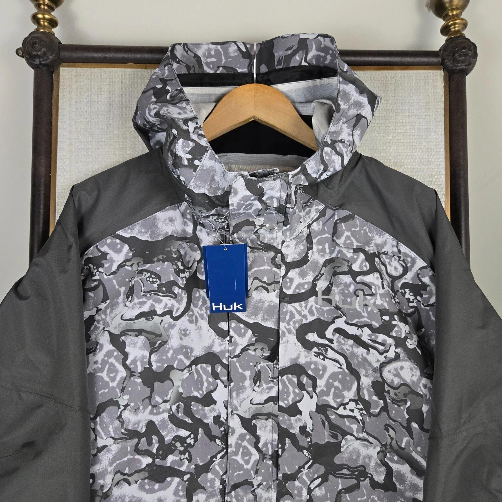 HUK New $240 Sz 2XL Mens Wind/Waterproof Hooded Shell Jacket Smoke Camo Fishing