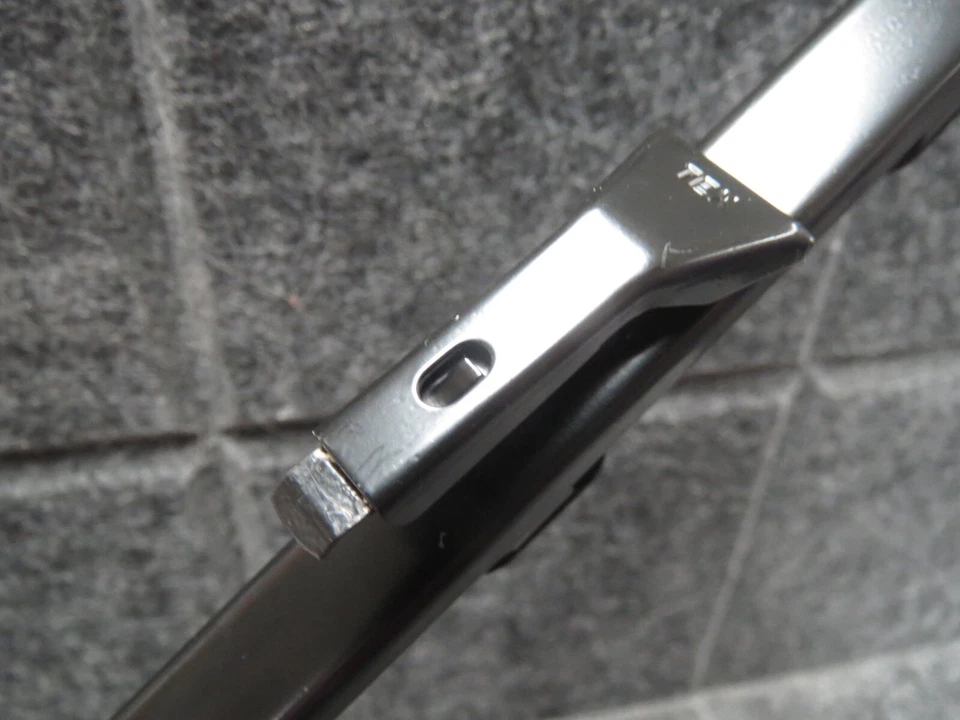 Limpiaparabrisas de 9" para MG Negro Acero Inoxidable con Bayoneta TEX de 5,2 mm Hecho en Inglaterra Foto 2 de 4