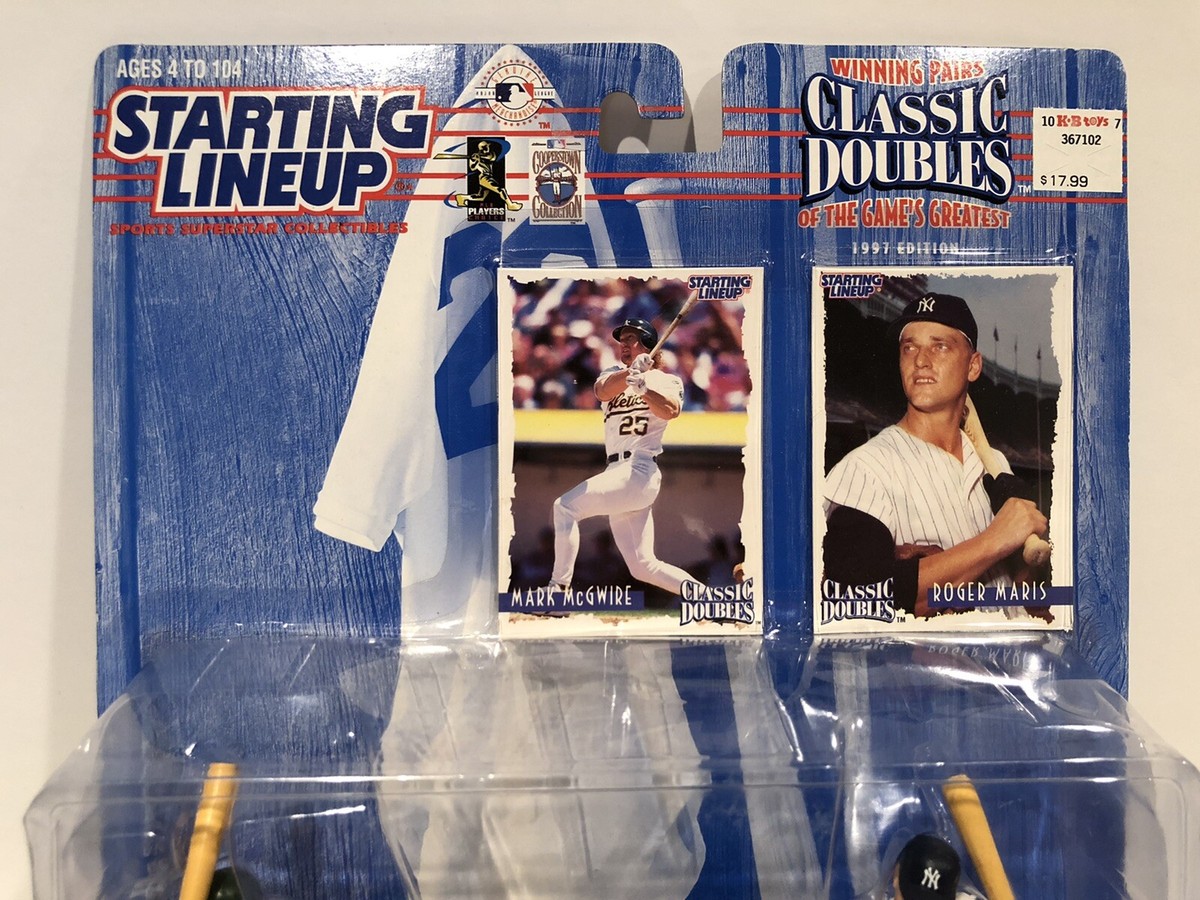 1997 EDITION STARTING LINEUP MARK MCGWIRE & ROGER MARIS WITH CARDS